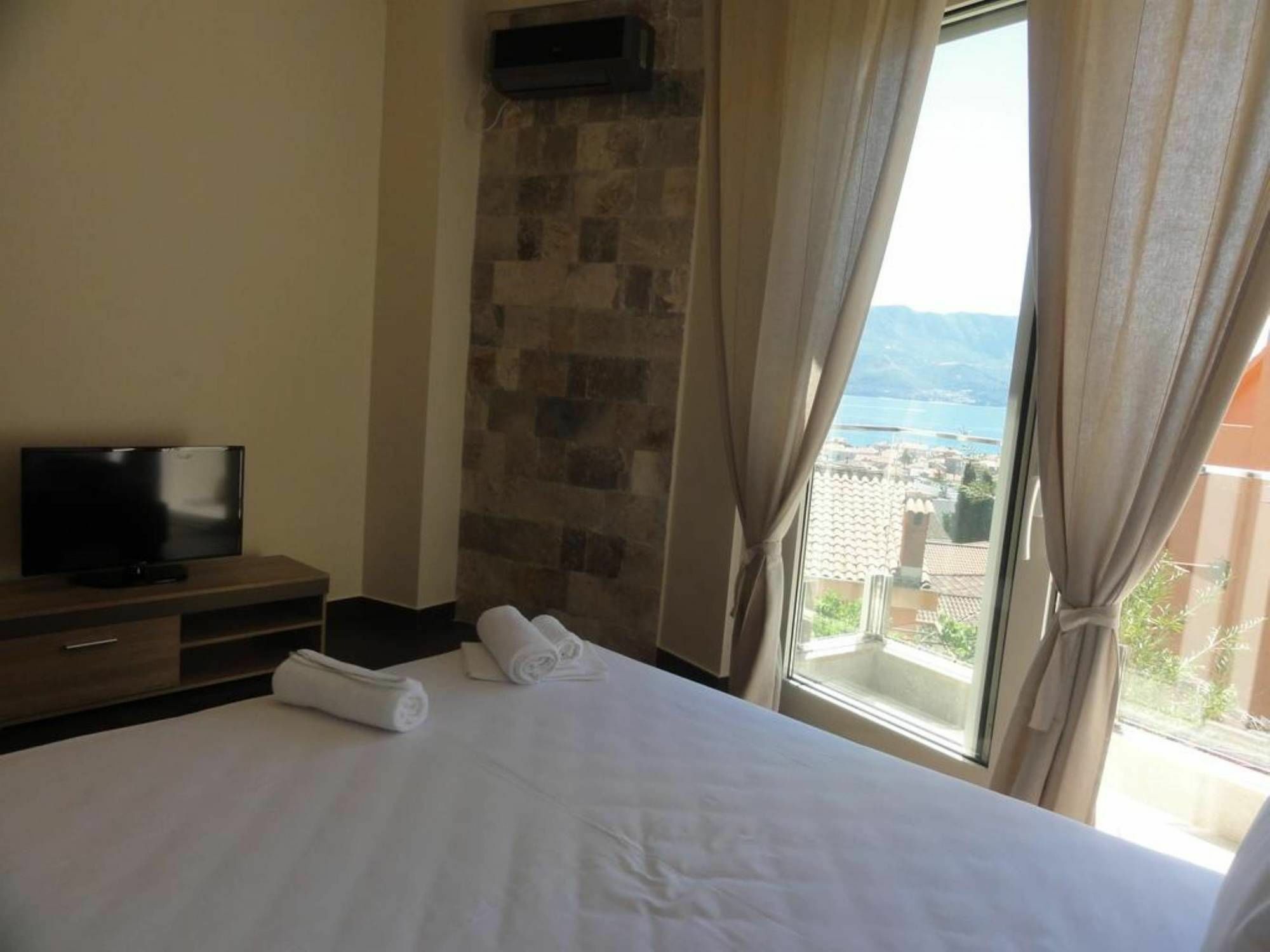 The Old Town Viewpoint Apartments Budua Esterno foto